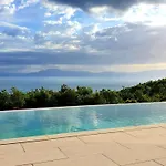 Prive The Luxury Villa & Boutique Hotel, Cape Of Rodon Üdülőközpont