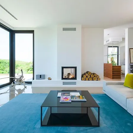 Villa Prive Infinity