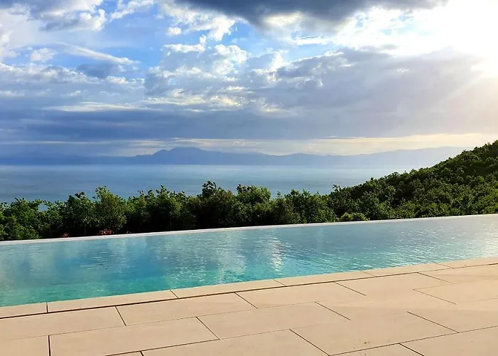 Prive The Luxury Villa & Boutique Hotel, Cape Of Rodon Resort