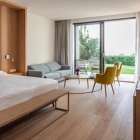 Prive The Luxury & Boutique Hotel, Cape Of Rodon